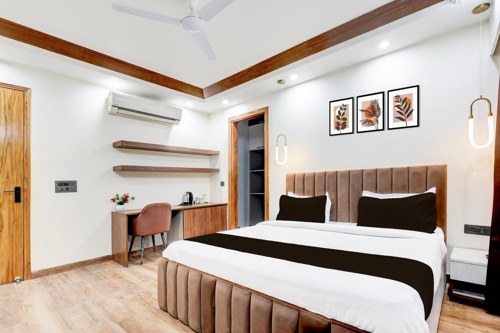 Super Hotel O Sector 43 Gurgaon Exteriör bild